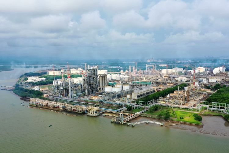 Meningkatkan Ketahanan Energi: Mengatasi Ketergantungan Impor BBM