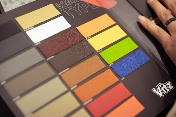 Ubah Jok Mobil: Pilih Sintetis, Microfiber, atau Kulit Asli?