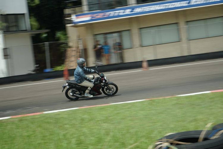 Uji Suzuki Satria Pro di Sirkuit Sentul Kecil, Jajal Fitur SCAS