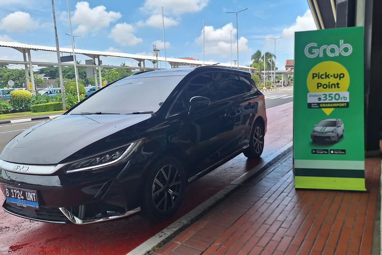 Beban Pungutan Bandara Picu Tarif Taksi Tinggi, Penumpang Dirugikan