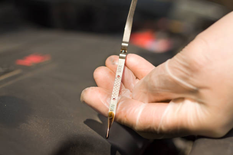 Jangan Tunda Servis Mobil! Tips Mudik Lancar dari Ahli Bengkel