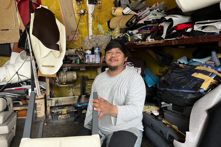 Segini Harga Retrim Jok Mobil di Sentra Bekleding Kebon Sirih