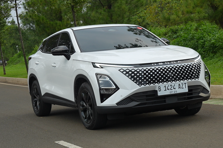 Mobil China Banyak Turun Harga, Ini Risiko Besarnya