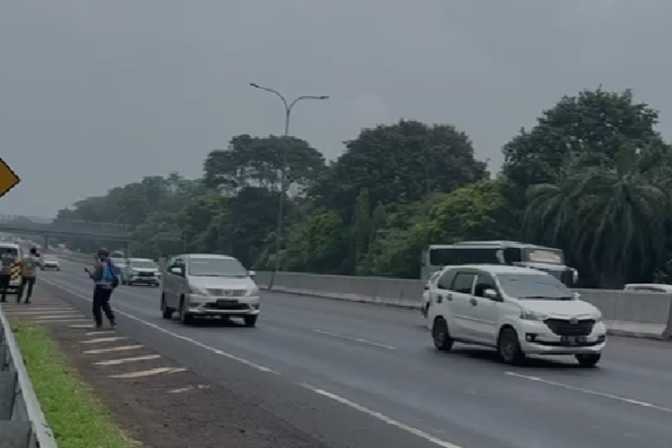 Larangan Saat Menggunakan Jalur One Way di Tol Mudik Lebaran
