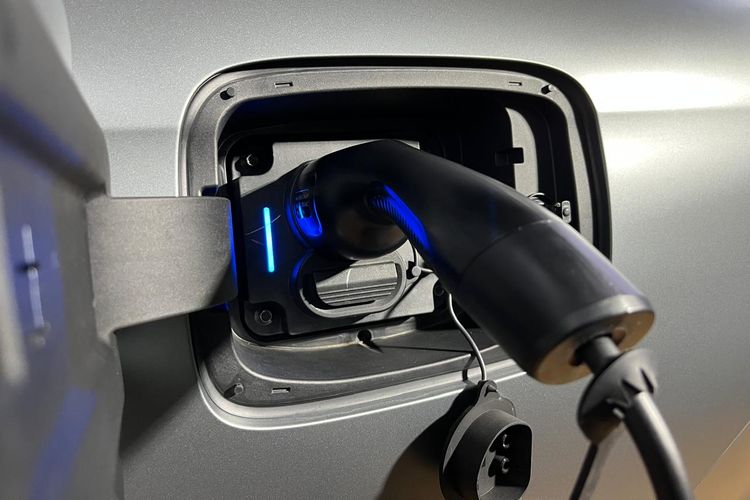 Konsumsi BBM Saingi Honda BeAT, Cek Harga Chery Tiggo 9 CSH