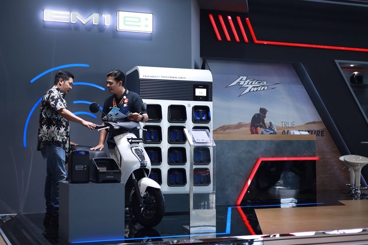 Honda Perluas Jaringan Swap Station Motor Listrik di Indonesia