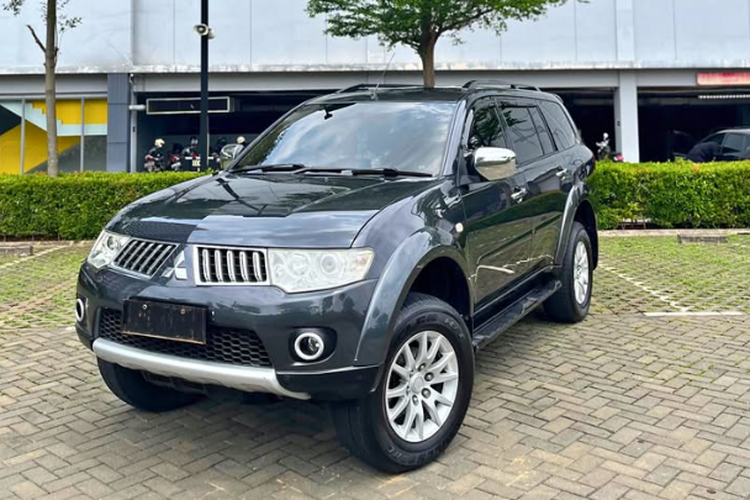 Pajero Sport Bekas: Stok Menipis di Jakarta