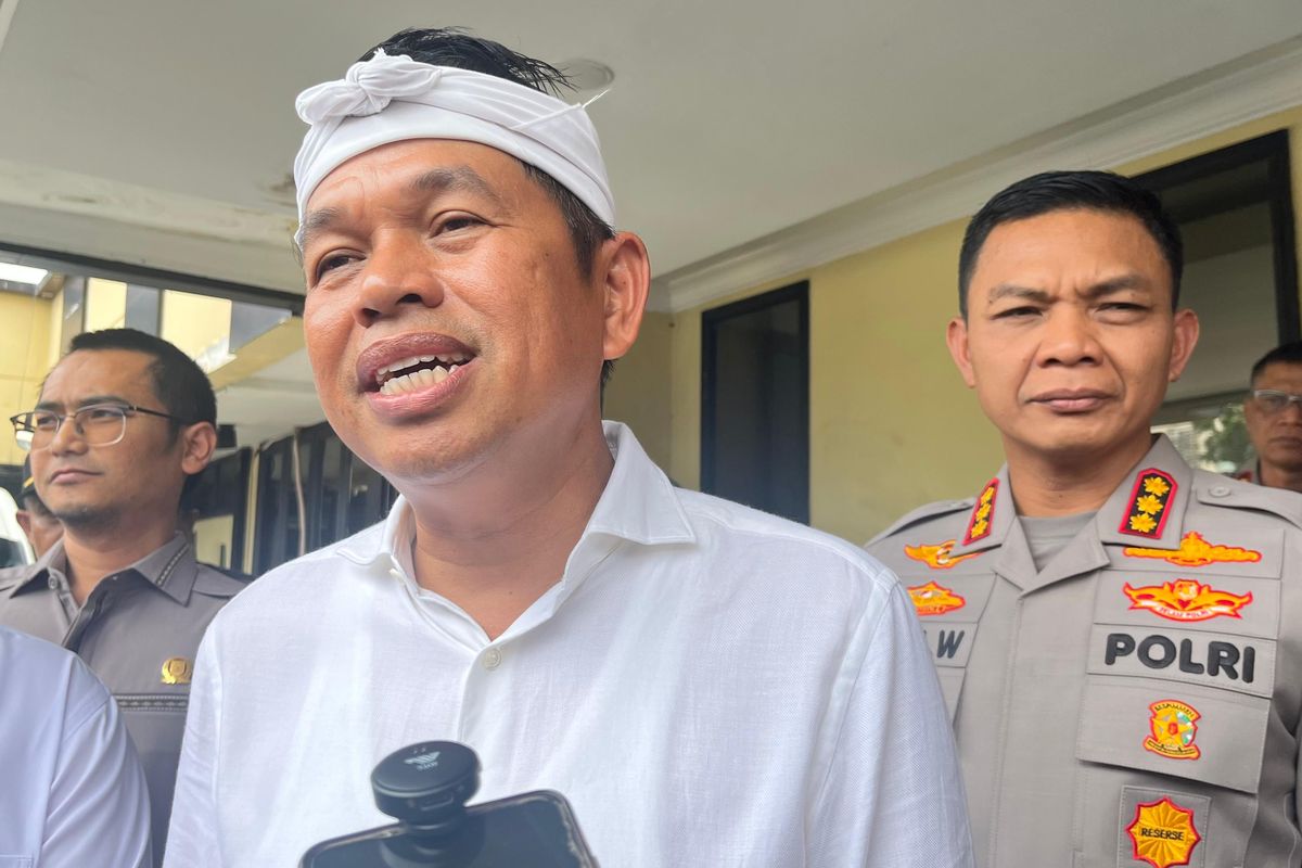 Dedi Mulyadi Larang Siswa di Jawa Barat Bawa Motor ke Sekolah
