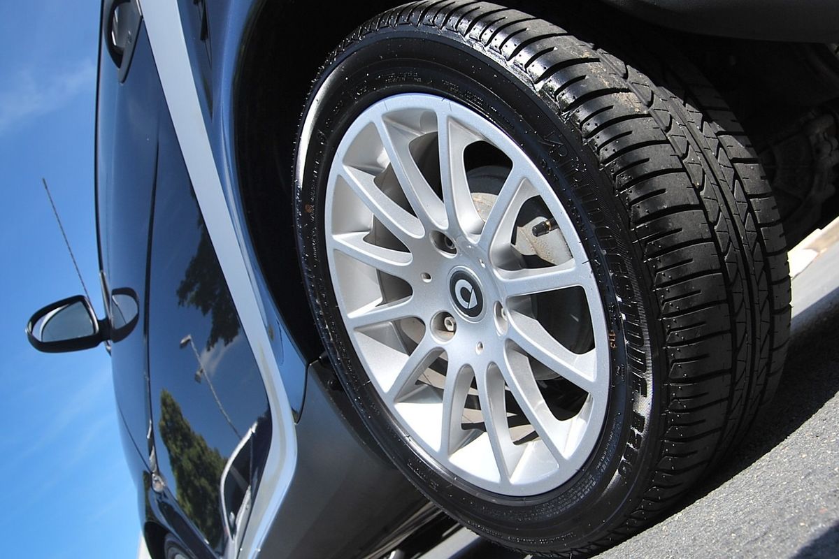 Fungsi Kritis Tutup Pentil Ban yang Sering Disepelekan