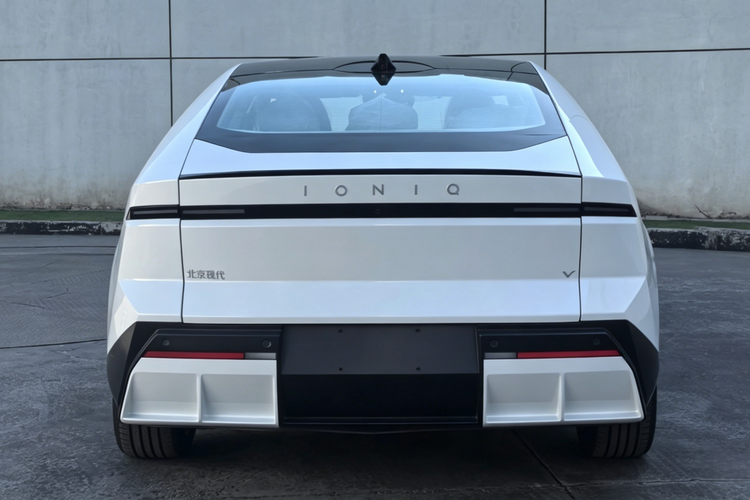 Hyundai Siapkan Ioniq V untuk Lawan Dominasi Mobil Listrik China