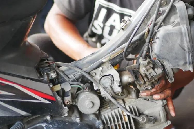 Motor Karburator Jangan Pakai Bioetanol? Ini Penjelasan Ahli