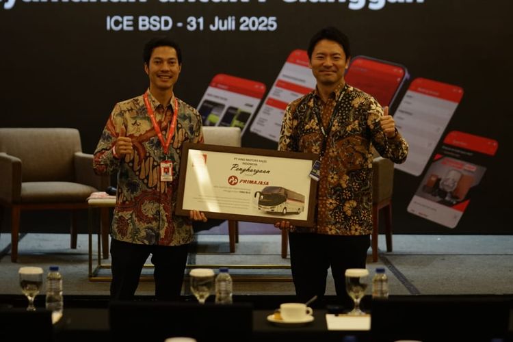 GIIAS 2025: 100 Unit Bus Hino Perkuat Layanan Transportasi Primajasa