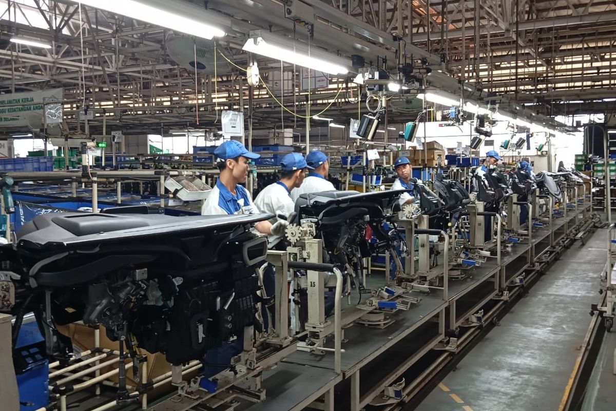 Industri Otomotif Dorong Penggunaan Kendaraan Buatan Dalam Negeri