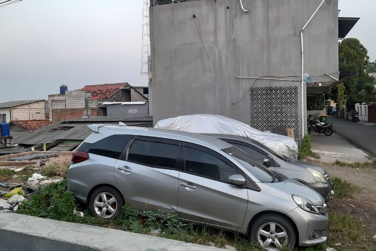 Mengatasi Masalah Parkir Mobil di Jakarta yang Terbuka