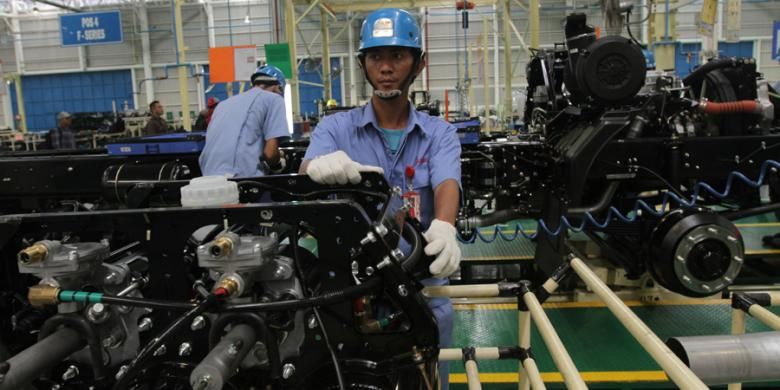 DPR Nilai Rantai Pasok Otomotif Layak Dapat Insentif