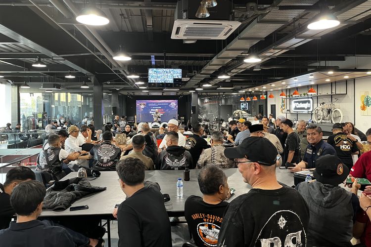 HOG Anak Elang Jakarta, Buka Puasa dan Berbagi dengan Anak Yatim