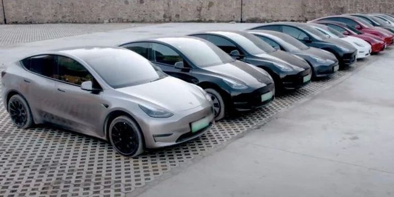 Tesla Bakal Kembangkan SUV Listrik Ringkas Murah