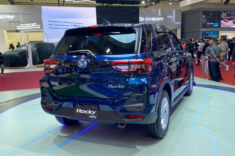 GIIAS 2025 : Harga Rocky Hybrid Diumumkan Besok
