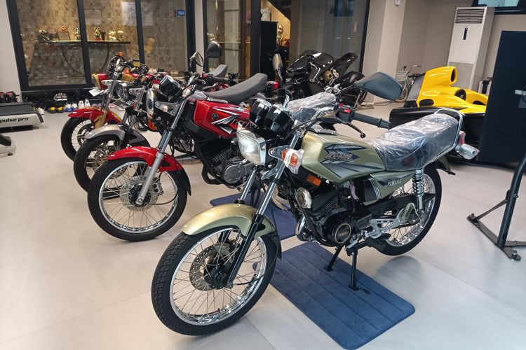 Intip Koleksi Mobil dan Motor Milik Ahmad Sahroni