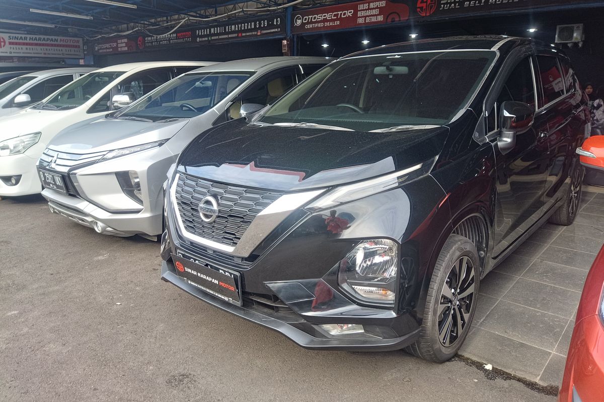 Segini Harga Pasaran Nissan Livina Bekas