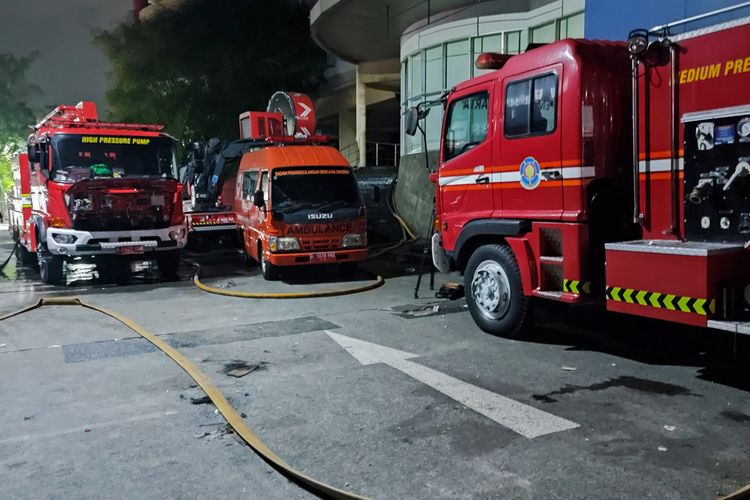 Mobil Ditabrak Truk Damkar, Bisa Klaim Asuransi?