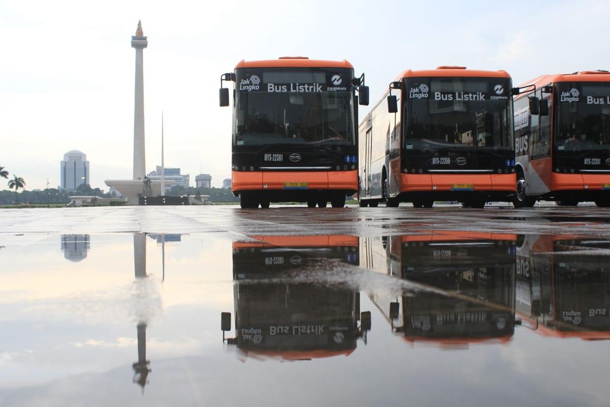 Transjakarta Uji Coba Bus Listrik Zhongtong di Enam Rute
