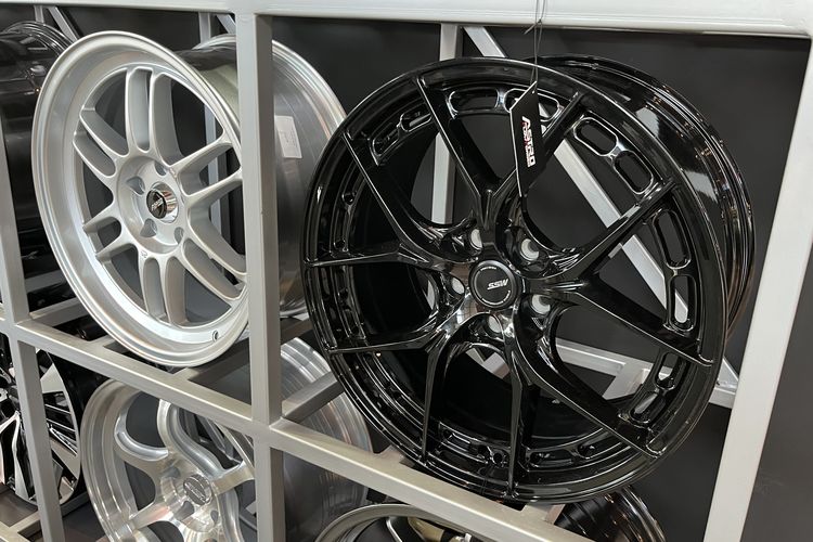 Paket Pelek dan Ban GT Radial di GIIAS 2025