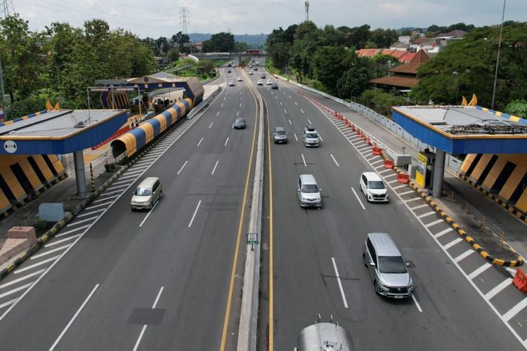 Arus Balik, One Way Lokal Berlaku di Tol Semarang