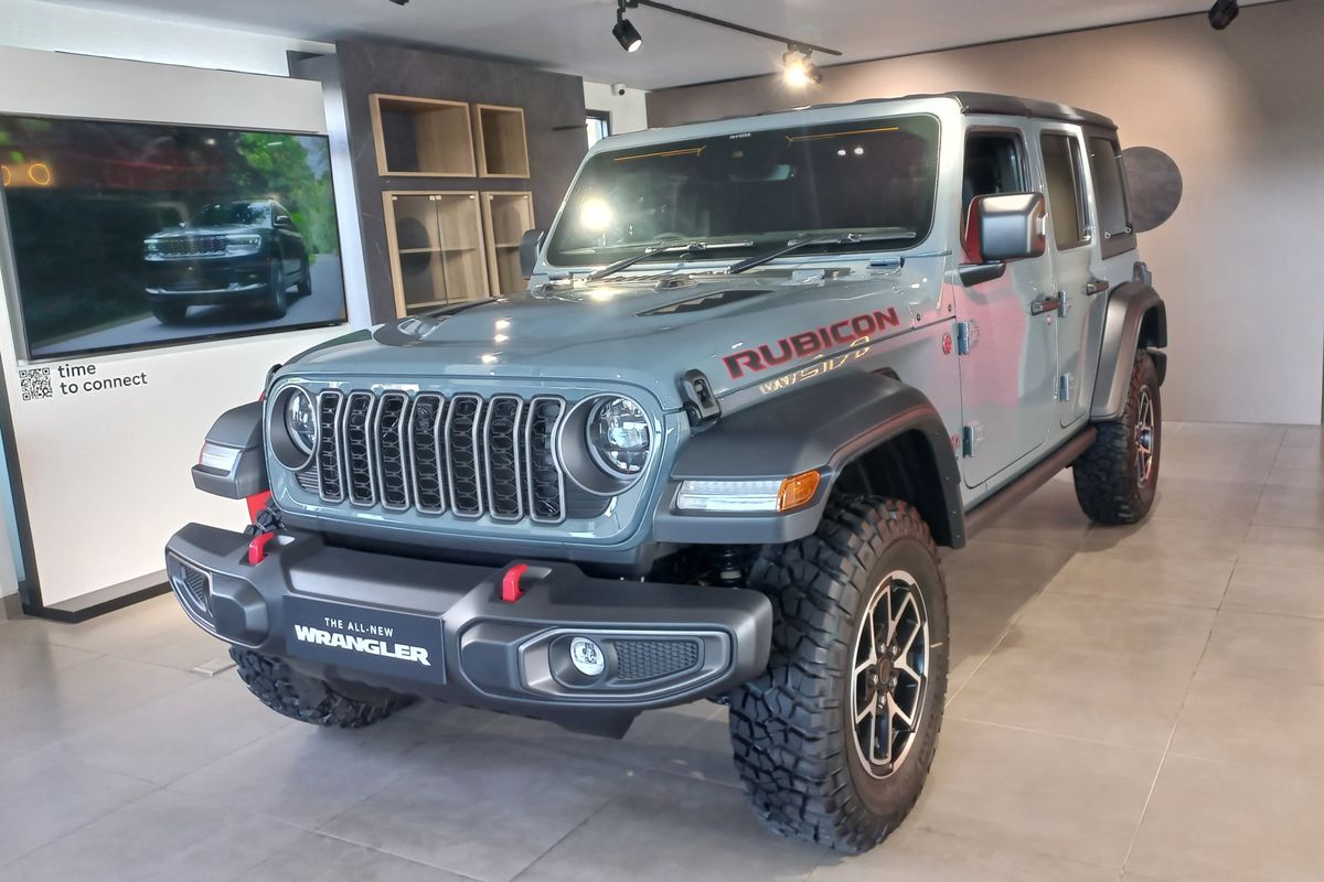 Jeep Buka Peluang Turunkan Harga Mobil di Indonesia