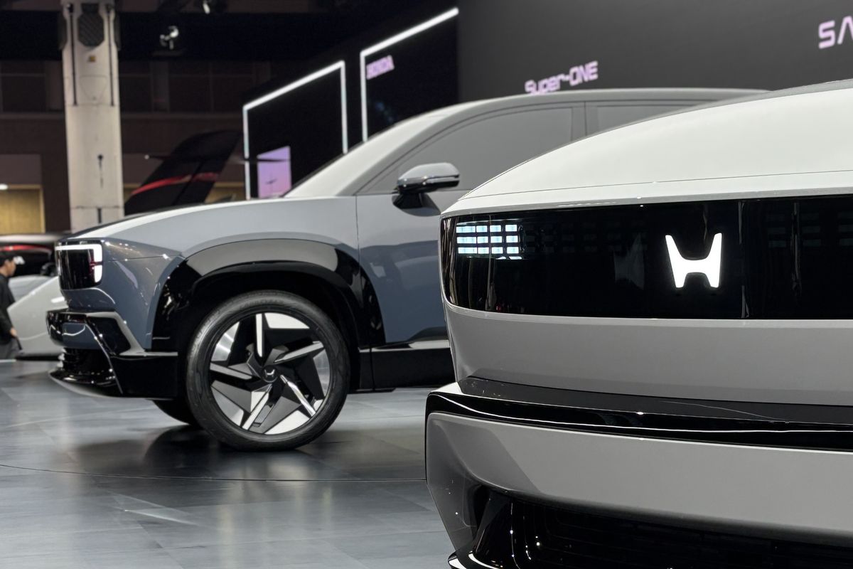 Bos Honda Spill Strategi Menghadapi Dominasi Produsen EV Tiongkok