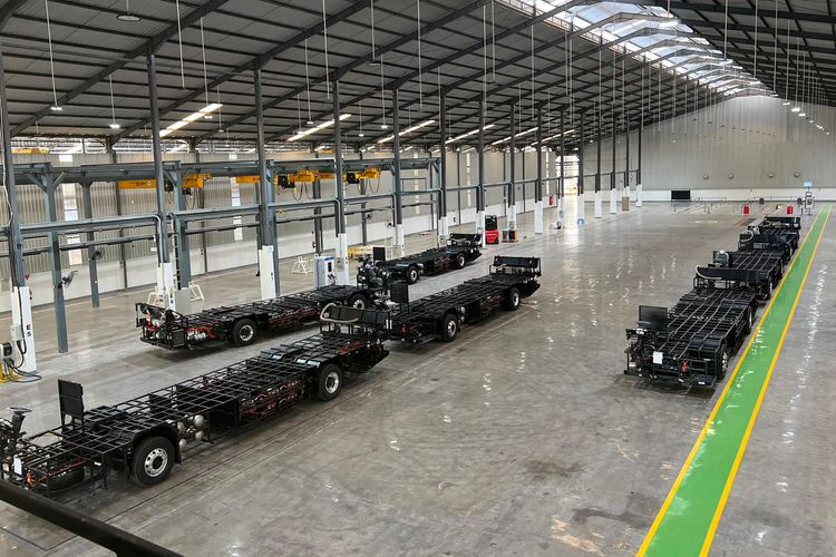 Peresmian Bus Listrik VKTR: Momentum Industri Otomotif Nasional