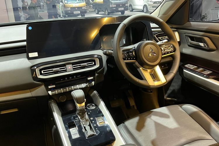 Layar 12,3 Inci Mitsubishi Destinator Jadi Pusat Kendali