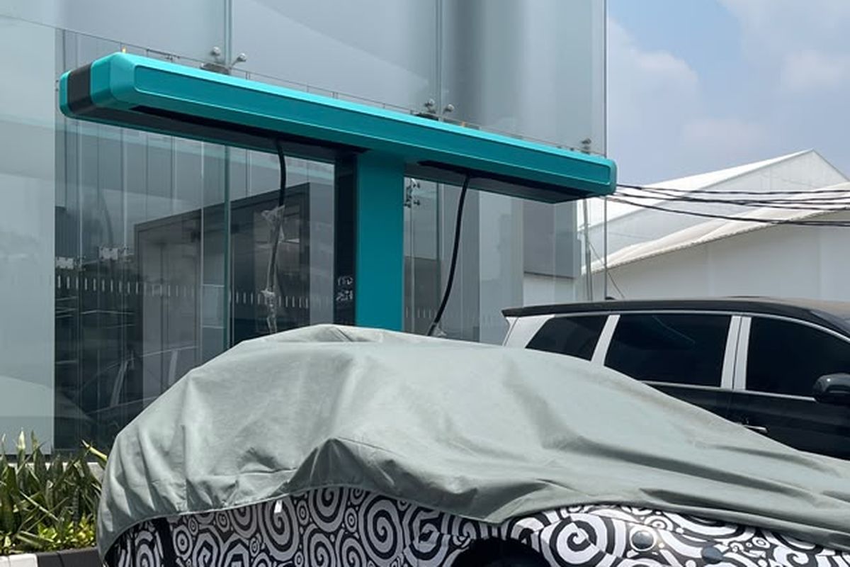 BYD Flash Charging Mulai Tersedia, Apa Bedanya dengan Fast Charging?