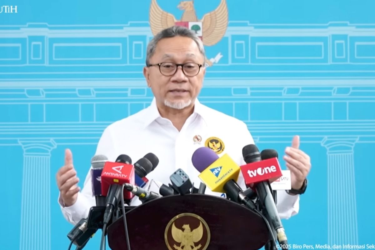 Menko Zulhas Pastikan BBM Pakai Campuran Etanol 10 Persen di 2026