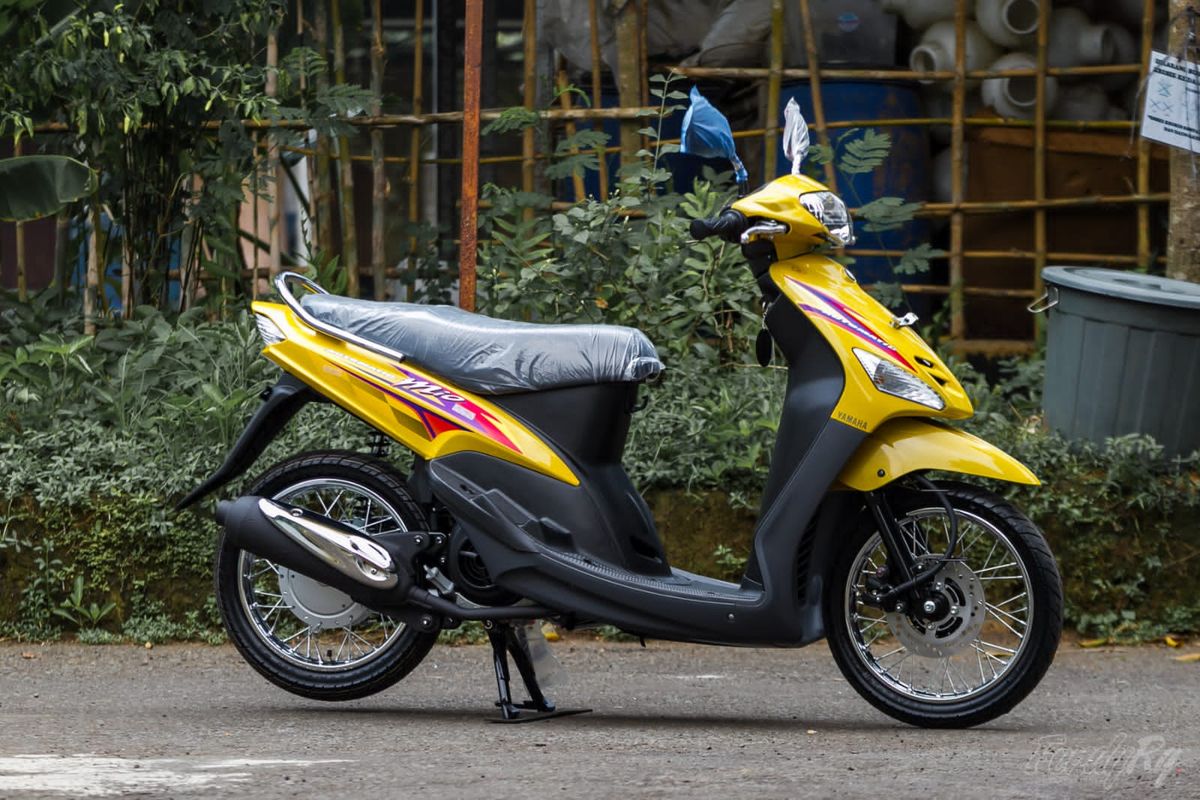 Yamaha, Yamaha Mio Bekas dan Pelat Nomor Khusus DPR RI