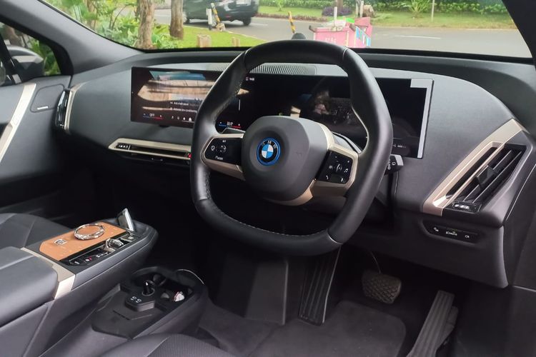 Pengguna Cerita Soal Biaya Kepemilikan BMW iX Setahun