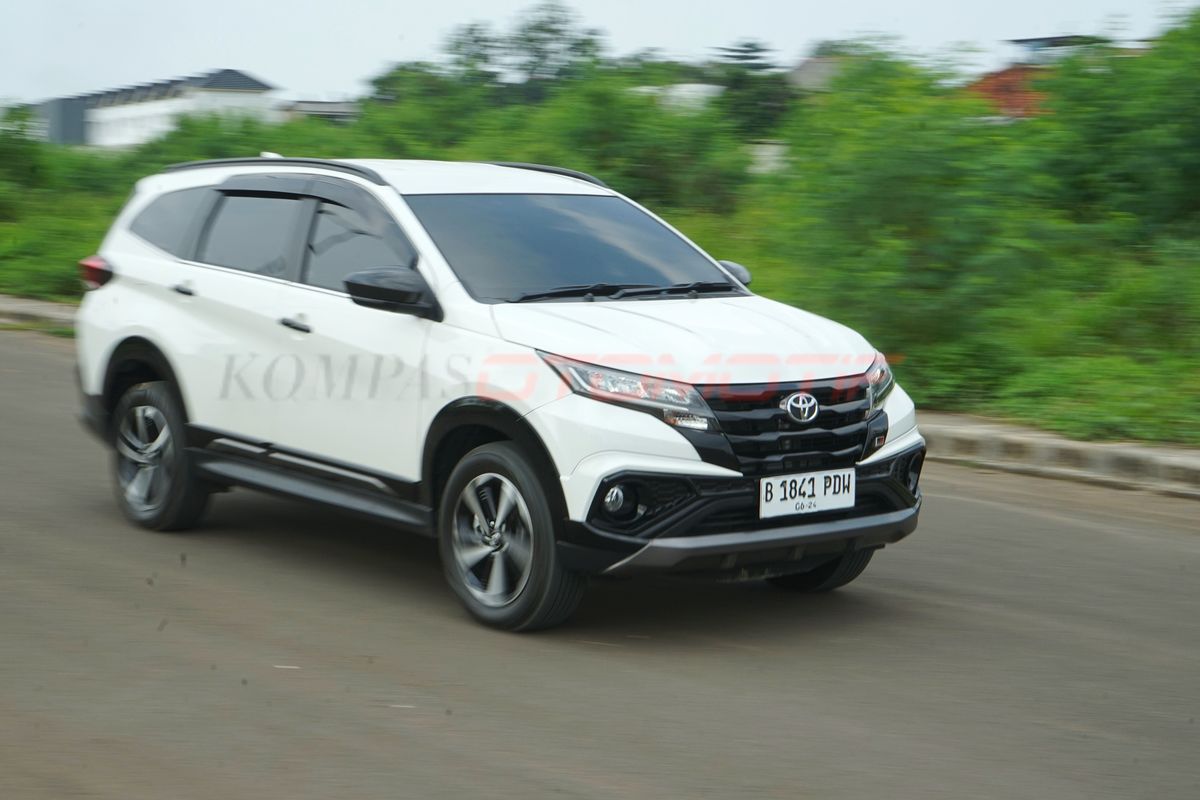 Harga Pertamax Naik, Hitung Biaya Full Isi Bensin LSUV Toyota Rush dkk