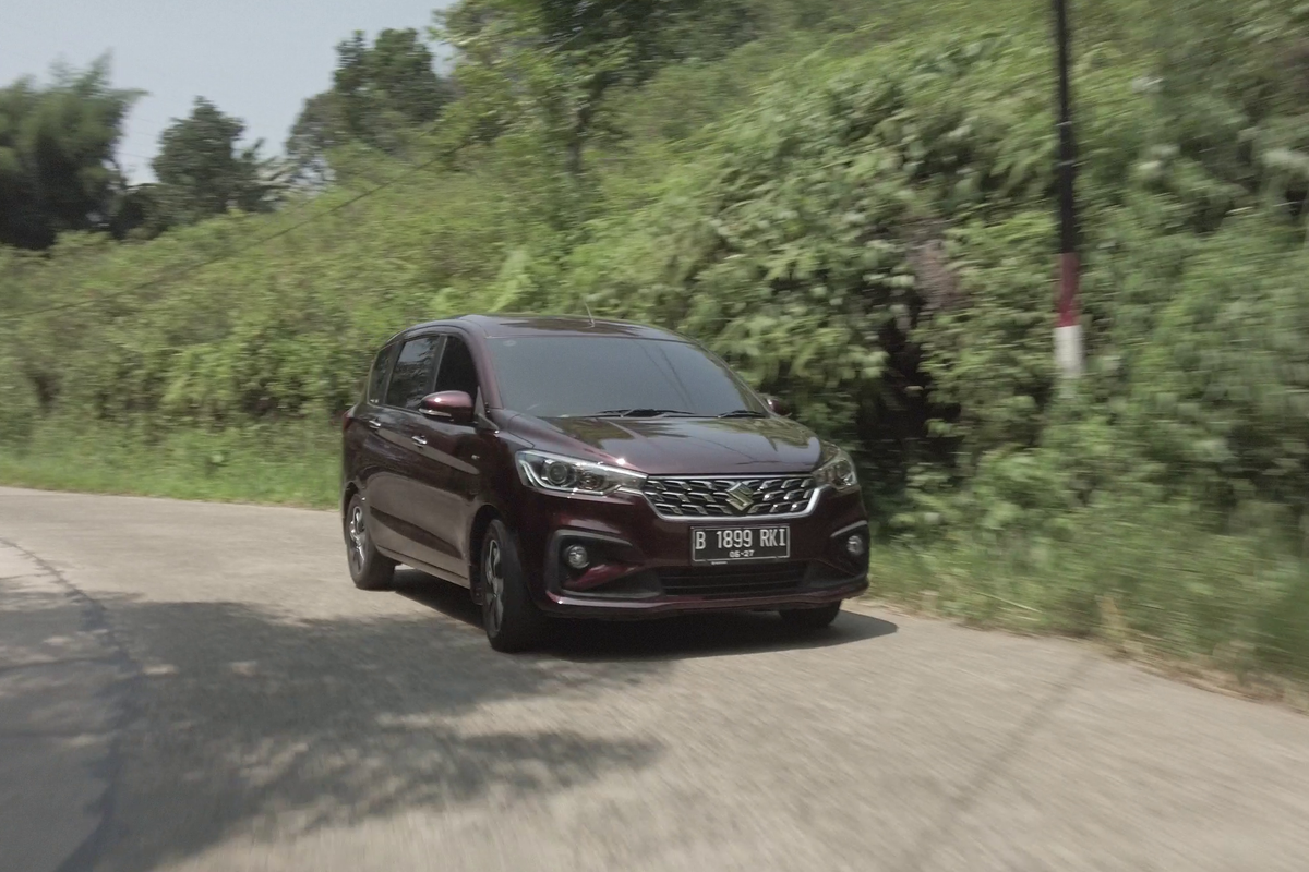 Mobil Hybrid Kehabisan Bensin, Apakah Masih Bisa Jalan Pakai Mode EV?