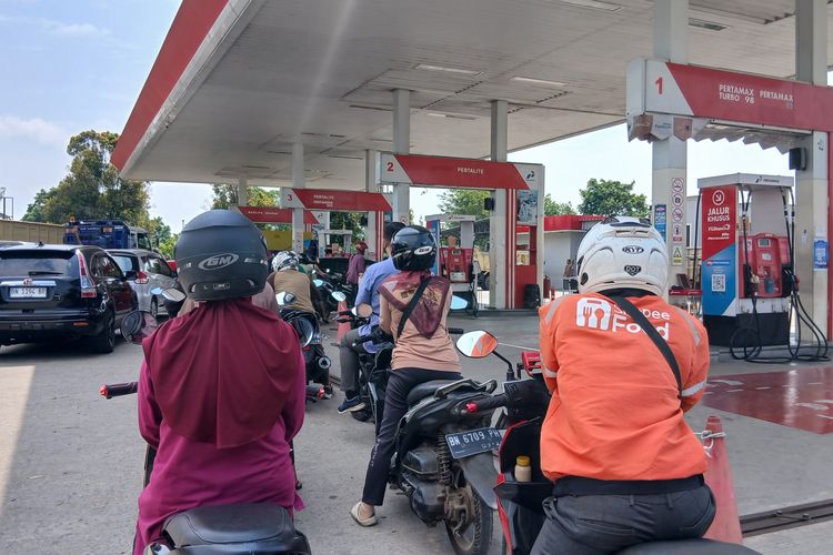 Pertamina Buka Suara Soal Isu Beli Pertalite Harus Lunas Pajak Kendaraan
