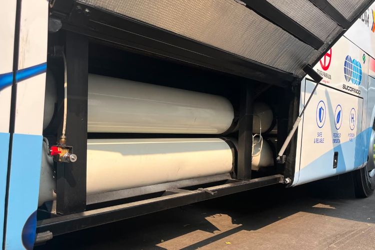 Bus Hidrogen-Diesel Pertama DAMRI Meluncur, Emisi Diklaim Turun 60 Persen