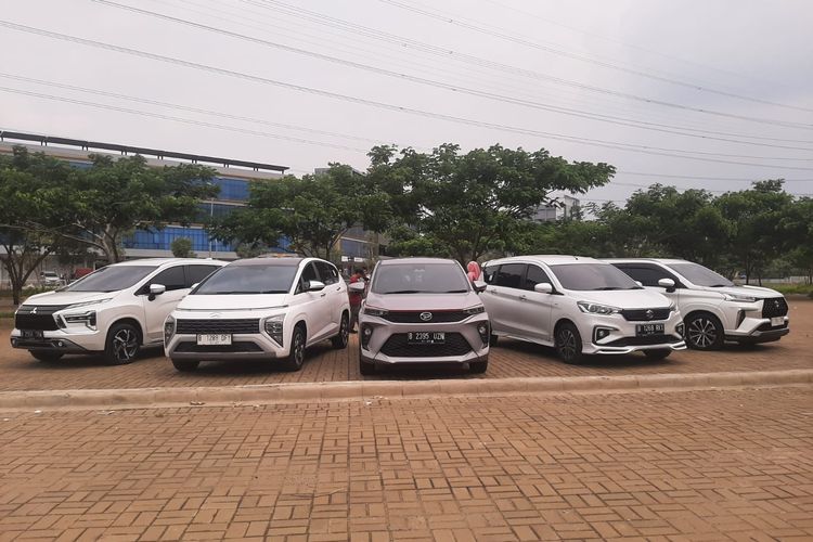 Pasar LMPV Turun Tipis Februari 2026: Avanza Juara, Veloz Melesat
