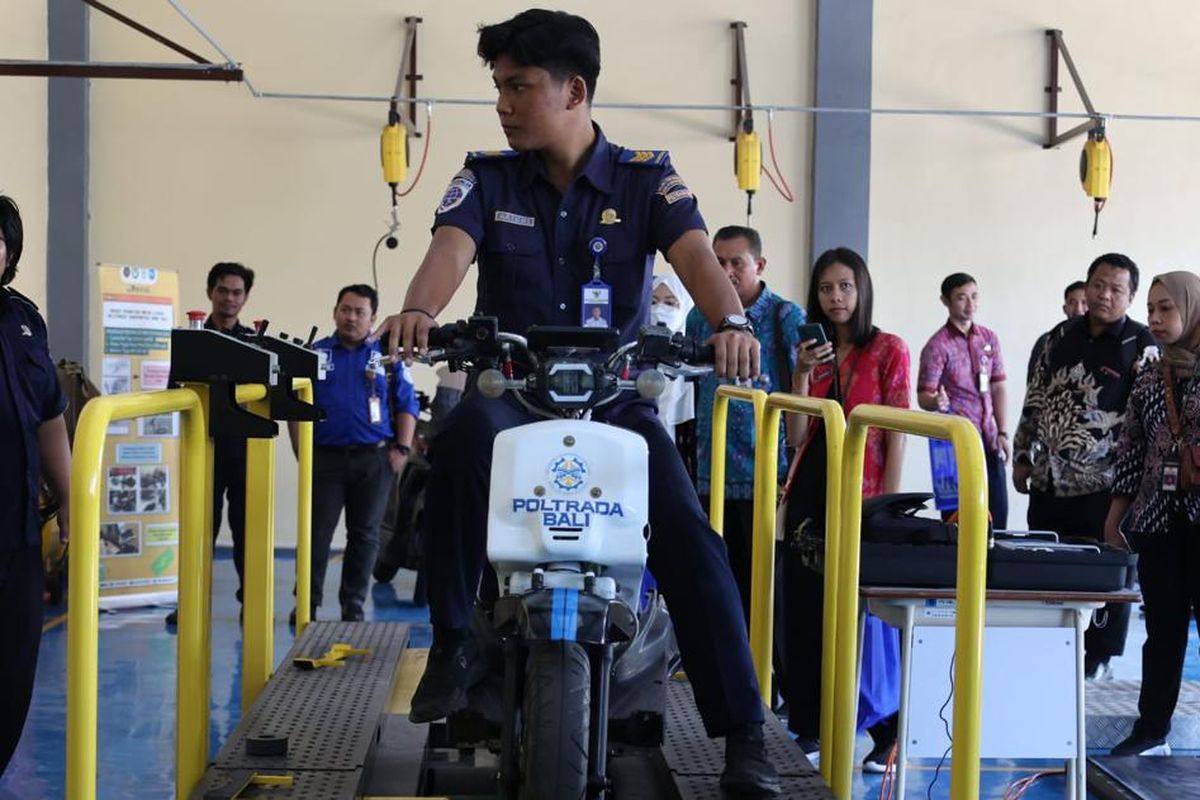 Pemerintah Bentuk Satgas Transisi Energi, Fokus Konversi Motor Listrik