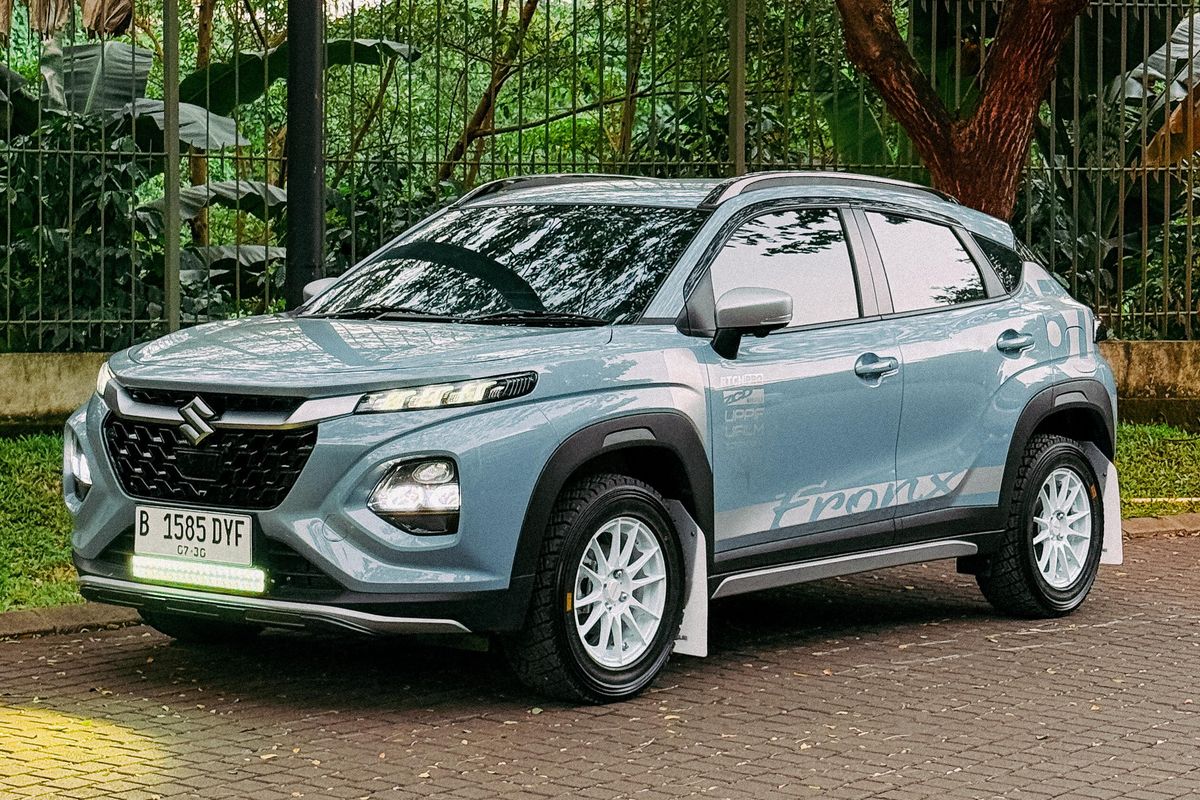 Inspirasi Modifikasi Suzuki Fronx Bergaya Rally