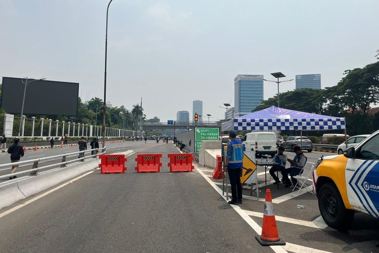 Update Demo Jakarta: Sejumlah Gerbang Tol Dalam Kota Ditutup Sementara