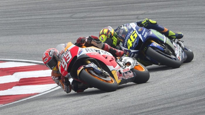 Marquez, Jorge Lorenzo soal Sepang Clash 2015: Rossi Dorong Marquez Keluar Lintasan