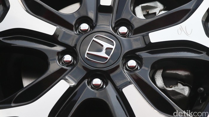 Honda, Honda Rugi Besar-besaran Gegara Mobil Listrik, Pertama dalam 70 Tahun