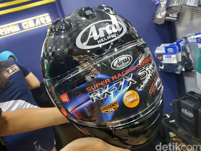 Mau Beli Helm Arai Bekas? Perhatikan Dua Hal Ini