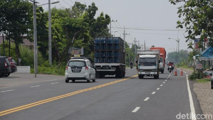 Ternyata Jalan Raya Ada Kelas-kelasnya, Nggak Semua Kendaraan Bisa Lewat