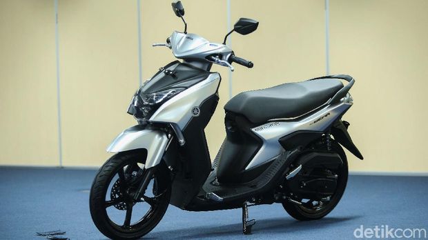 Yamaha, Kreatif! Yamaha Gear 125 Jadi Tempat Mancing Keliling