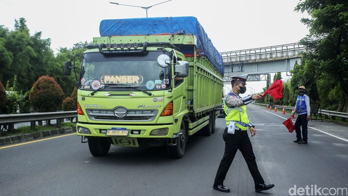Pemerintah Bentuk Tim Khusus Berantas Truk ODOL: Jam Kerja Sopir Bakal Dibatasi